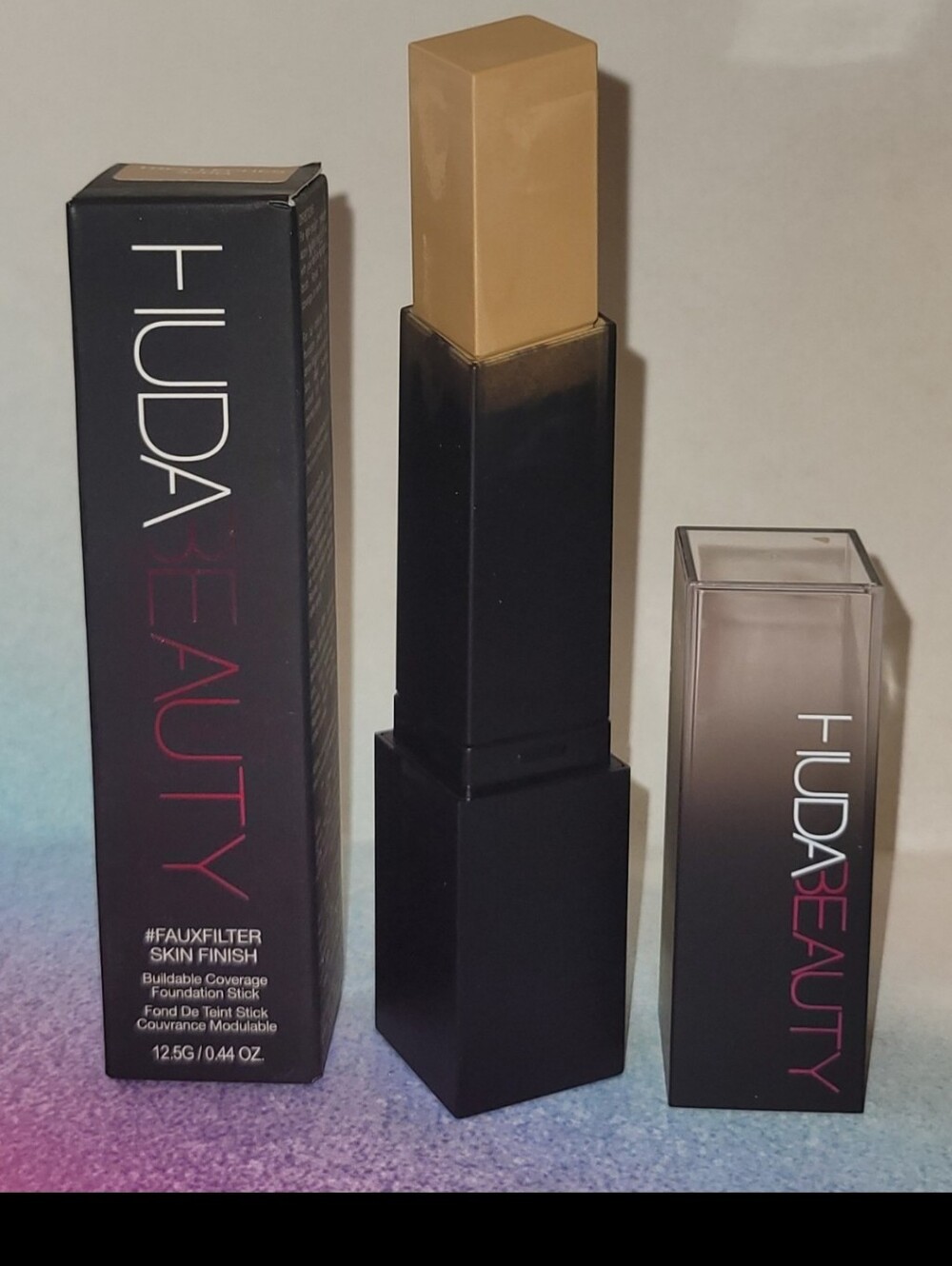Huda Beauty Faux Filter Skin Finish Foundation Stick Amaretti